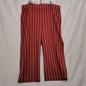 Red and White Striped Capris Size 1X EUC #97
